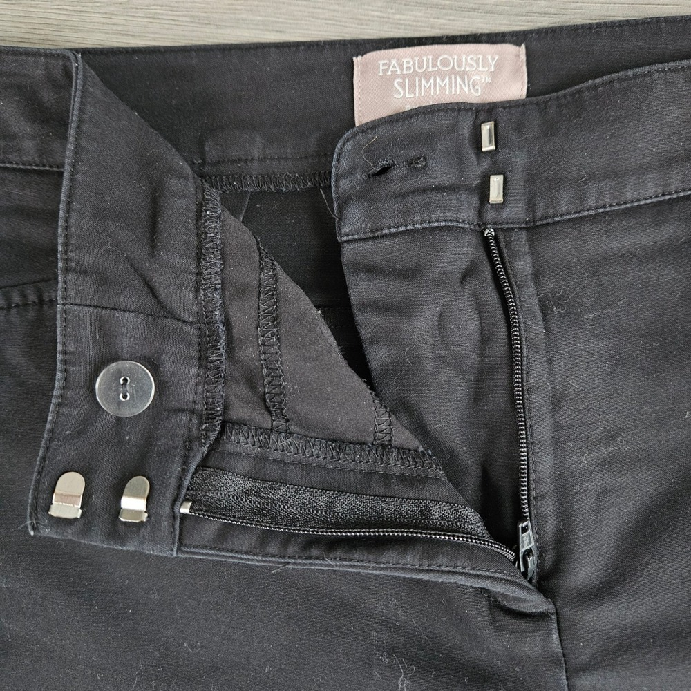 Chicos Fabulously Slimming Black Crop Pants Womens Size 0 S/4 - Picture 2 of 11